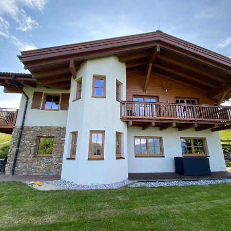 Chalet An Der Piste Kaprun Exteriér fotografie