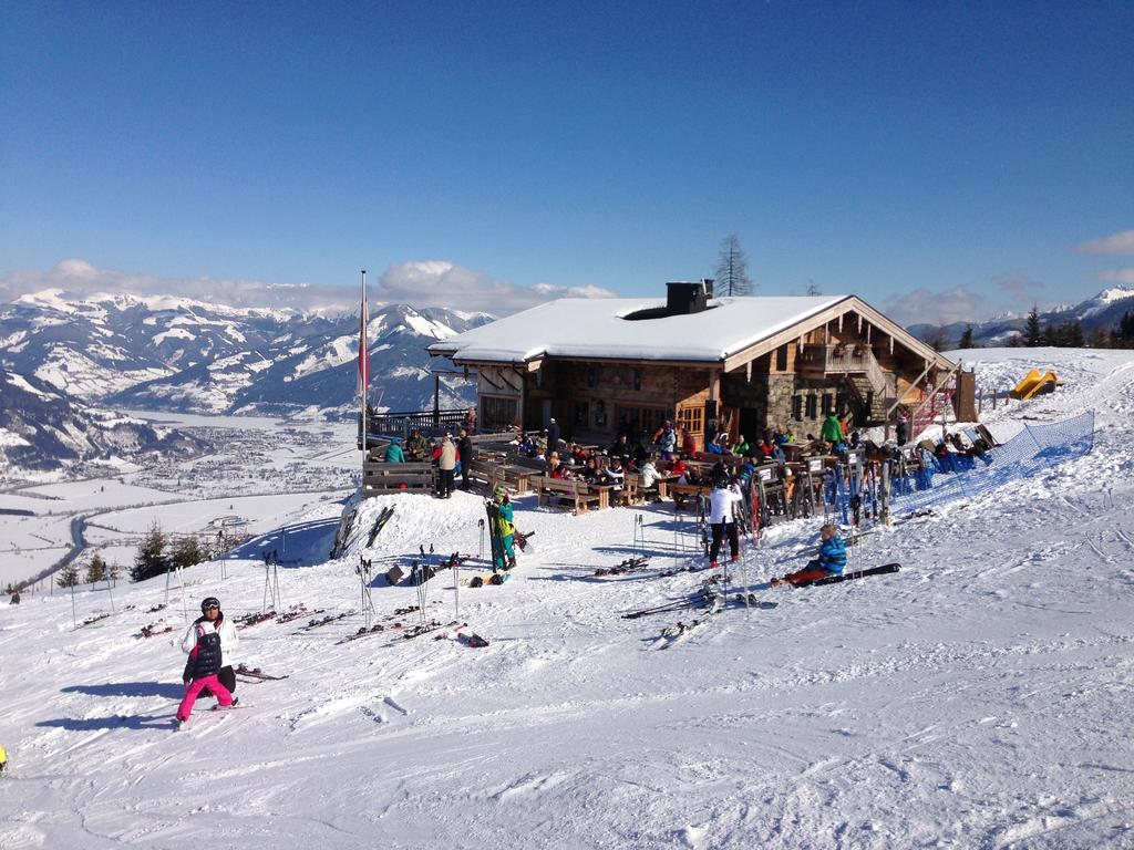 Chalet An Der Piste Kaprun Exteriér fotografie