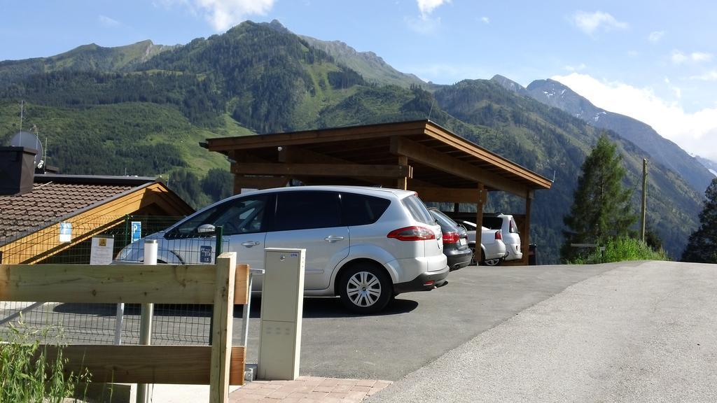 Chalet An Der Piste Kaprun Exteriér fotografie