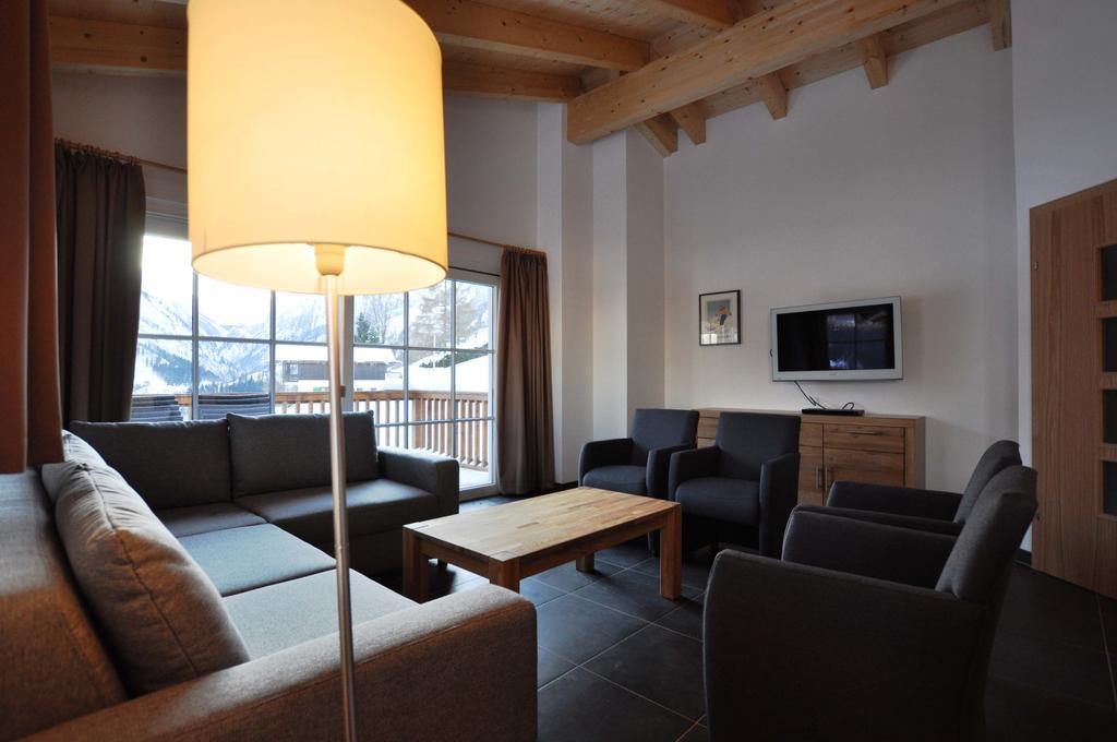 Chalet An Der Piste Kaprun Exteriér fotografie